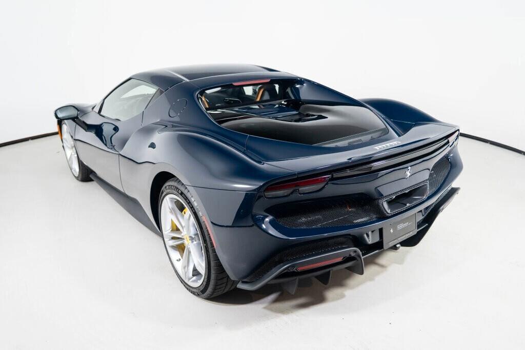 Ferrari 296 GTB NOLEGGIO LUNGO TERMINE - LEASING FULL INCLUSIVE