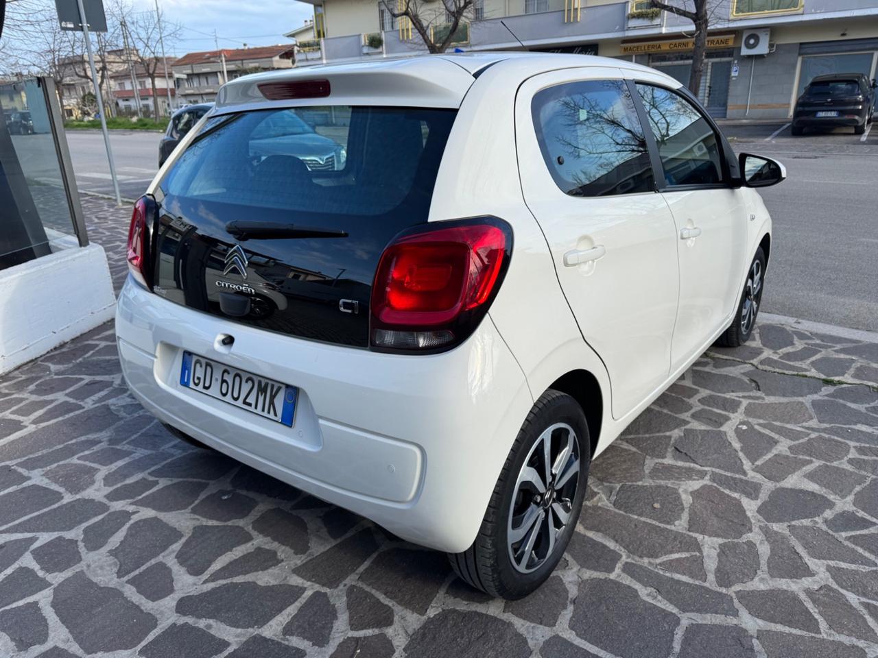 Citroen C1 VTi 72 S&S 5 porte Shine