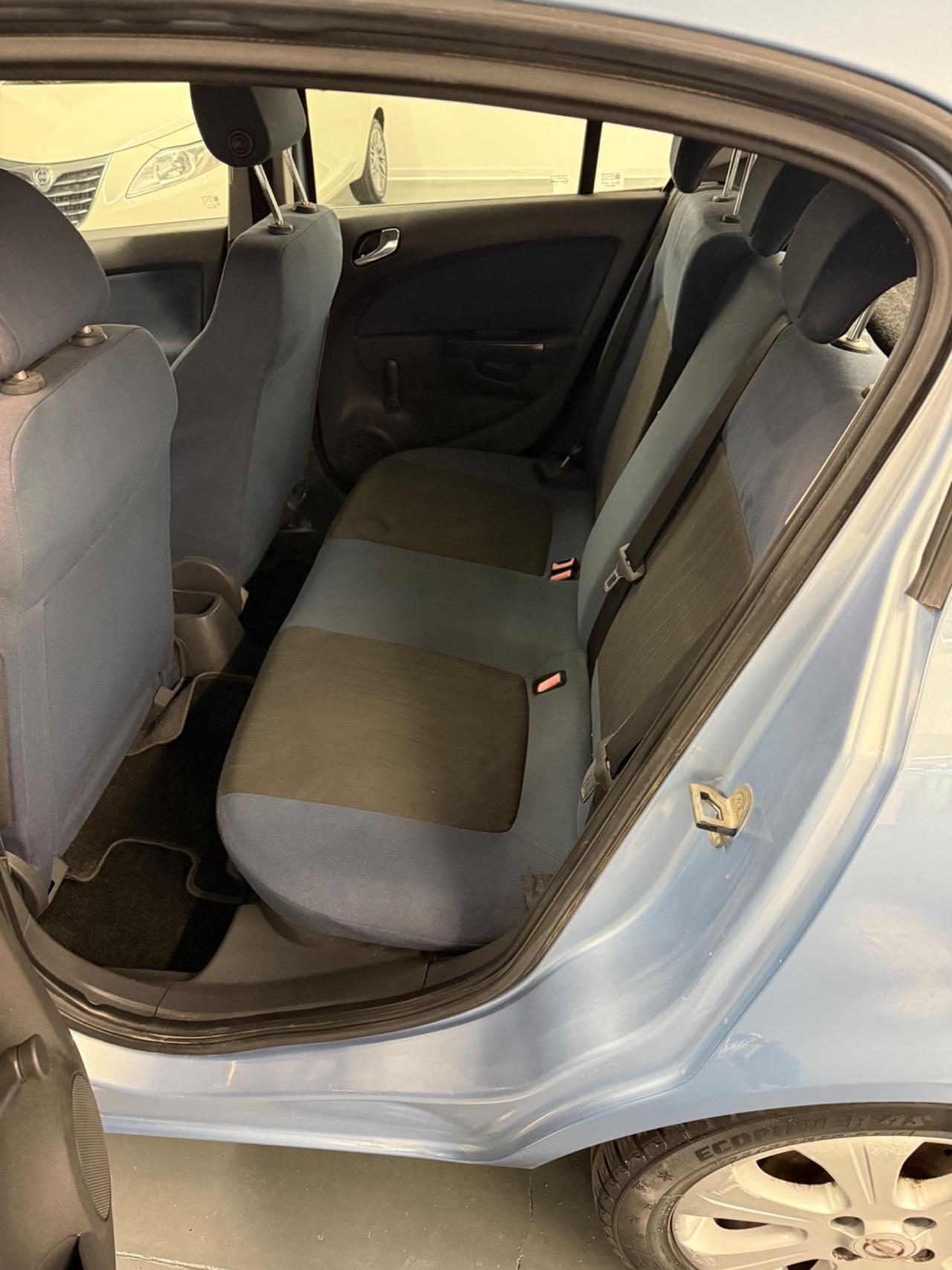 Opel Corsa 1.0 12V 3 porte Enjoy