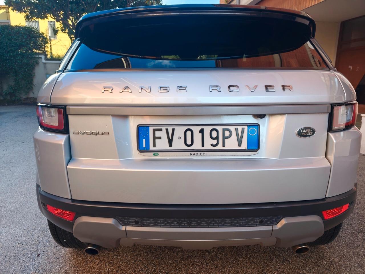 Land Rover Range Evoque 2.0 TD4 150 CV 5p. Business Edition Pure