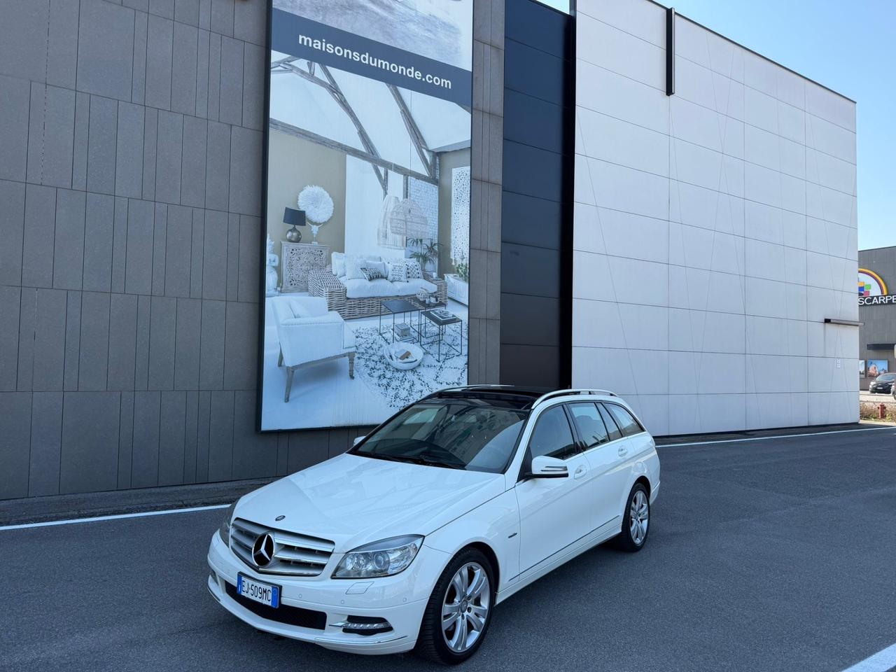 Mercedes-benz C 220 CDI BlueEFFICIENCY Avantgarde