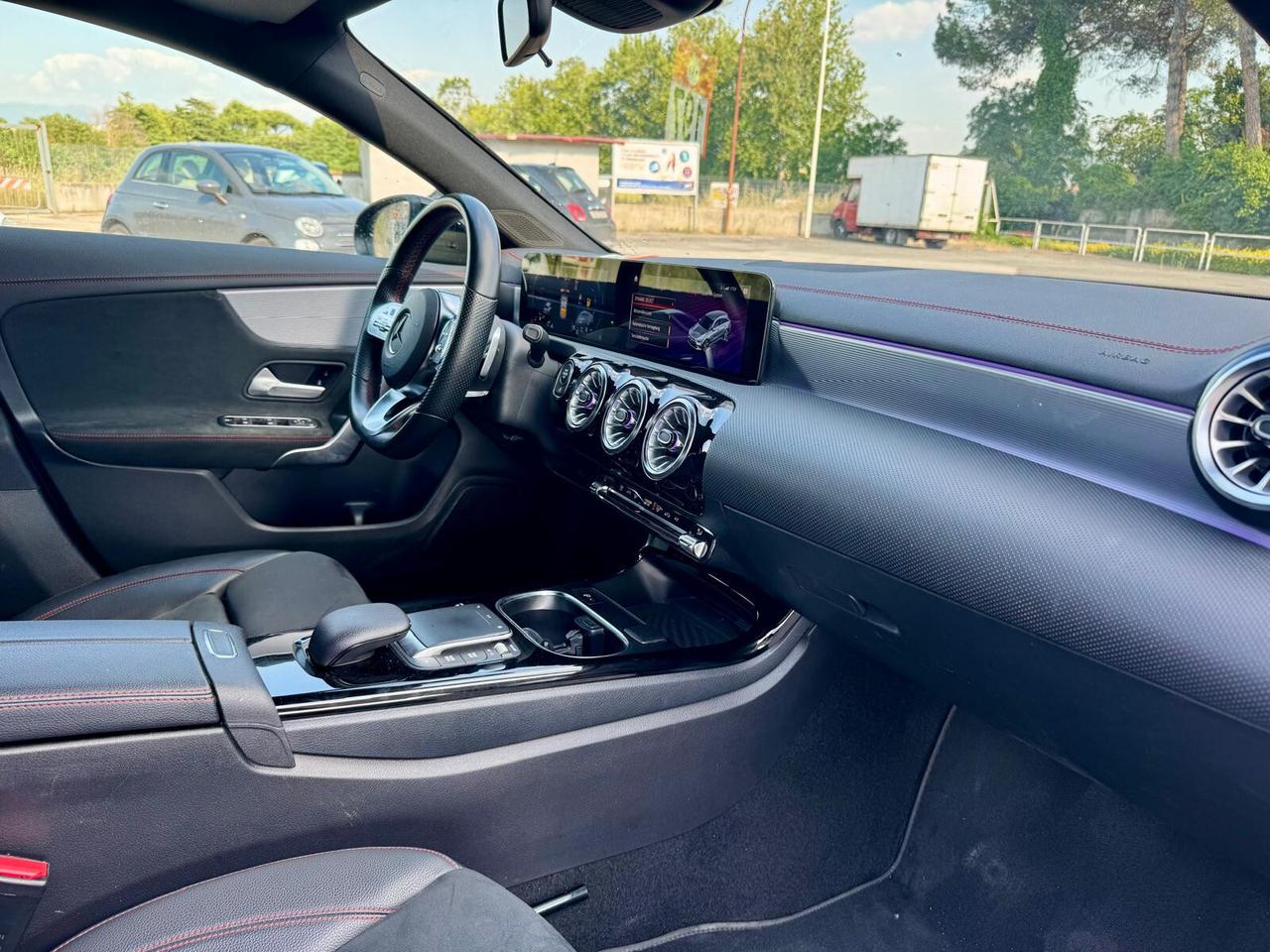 Mercedes-benz CLA 180 d Premium