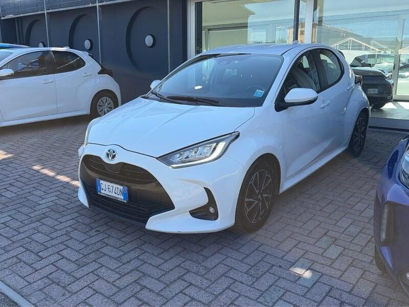 Toyota Yaris Hybrid Trend MY22