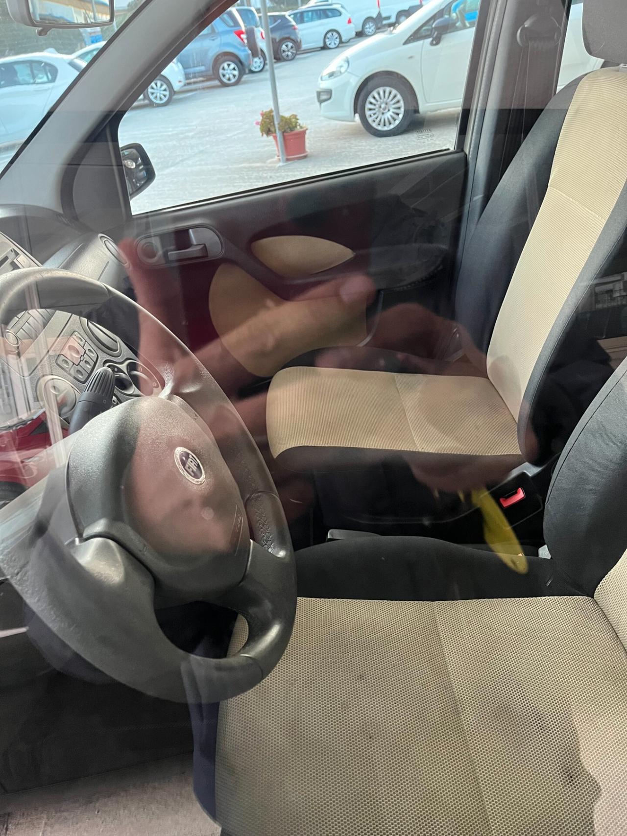 Fiat Panda 1.3 MJT 16V 4x4 Cross