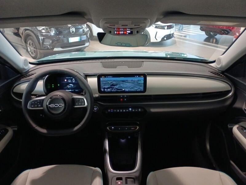 FIAT 600 1.2 Hybrid 110cv La Prima II