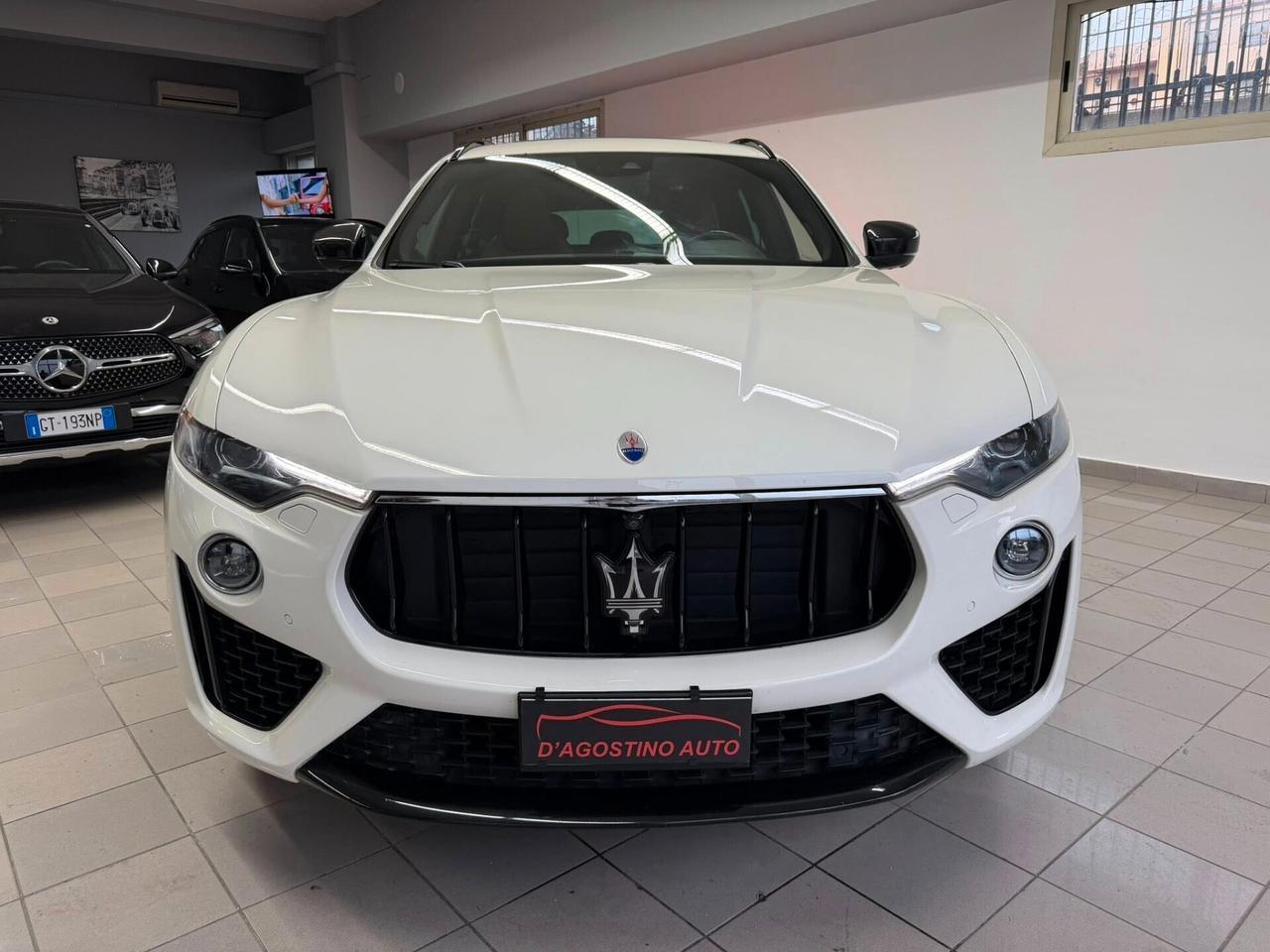 Maserati Levante V6 Diesel 275 CV AWD Gransport