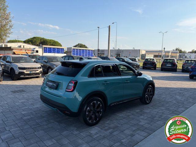 FIAT 600 Hybrid DCT MHEV La Prima ANCHE NEOPATENTATI