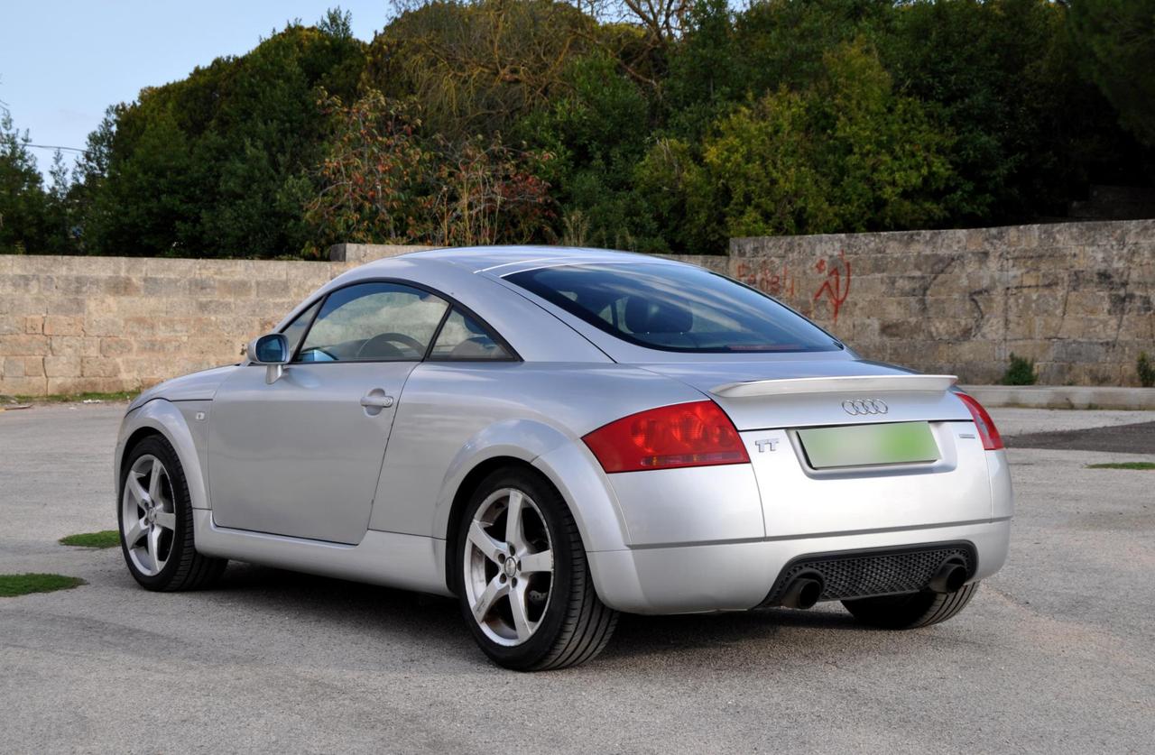 Audi TT Coupé 1.8 179 CV quattro GPL