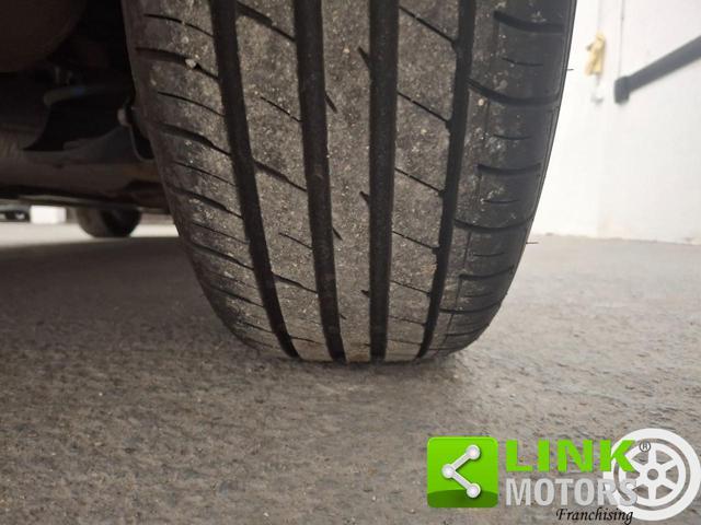 TOYOTA Yaris 1.5 Hybrid 5 porte Style GARANZIA TOYOTA