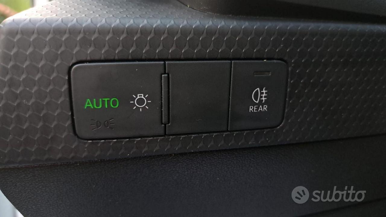 Audi A1 1.0 95 cv-CERCHI 17"/VIRTUAL COCKPIT