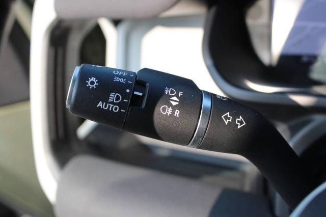 Land Rover Defender 3.0d mhev X-Dynamic HSE awd 250cv AUTO con CarPlay