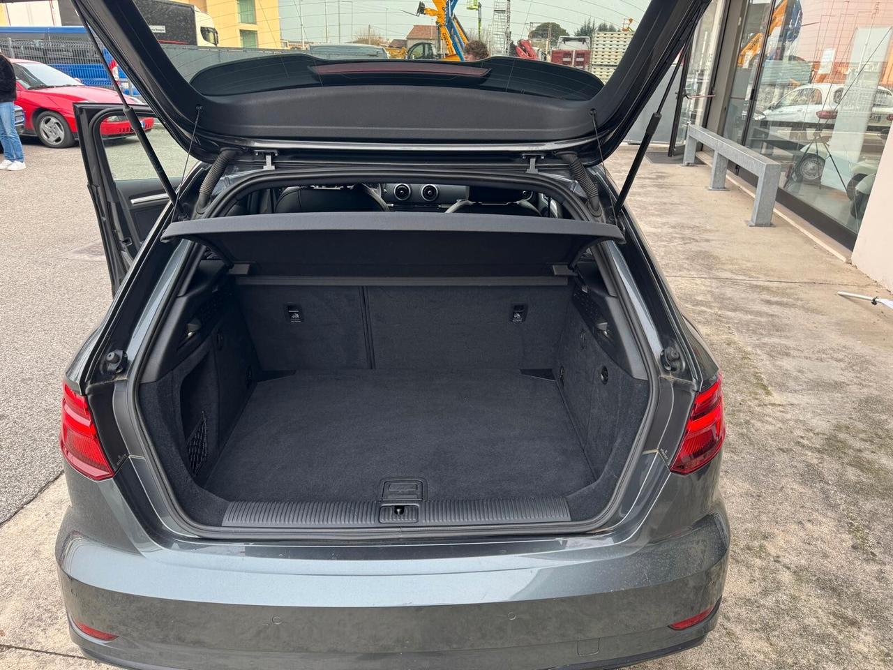 Audi A3 SPB 35 TFSI S-LINE