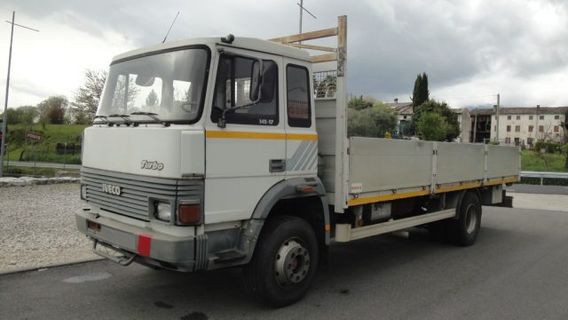 IVECO 145.17 cassone da 6,5mt