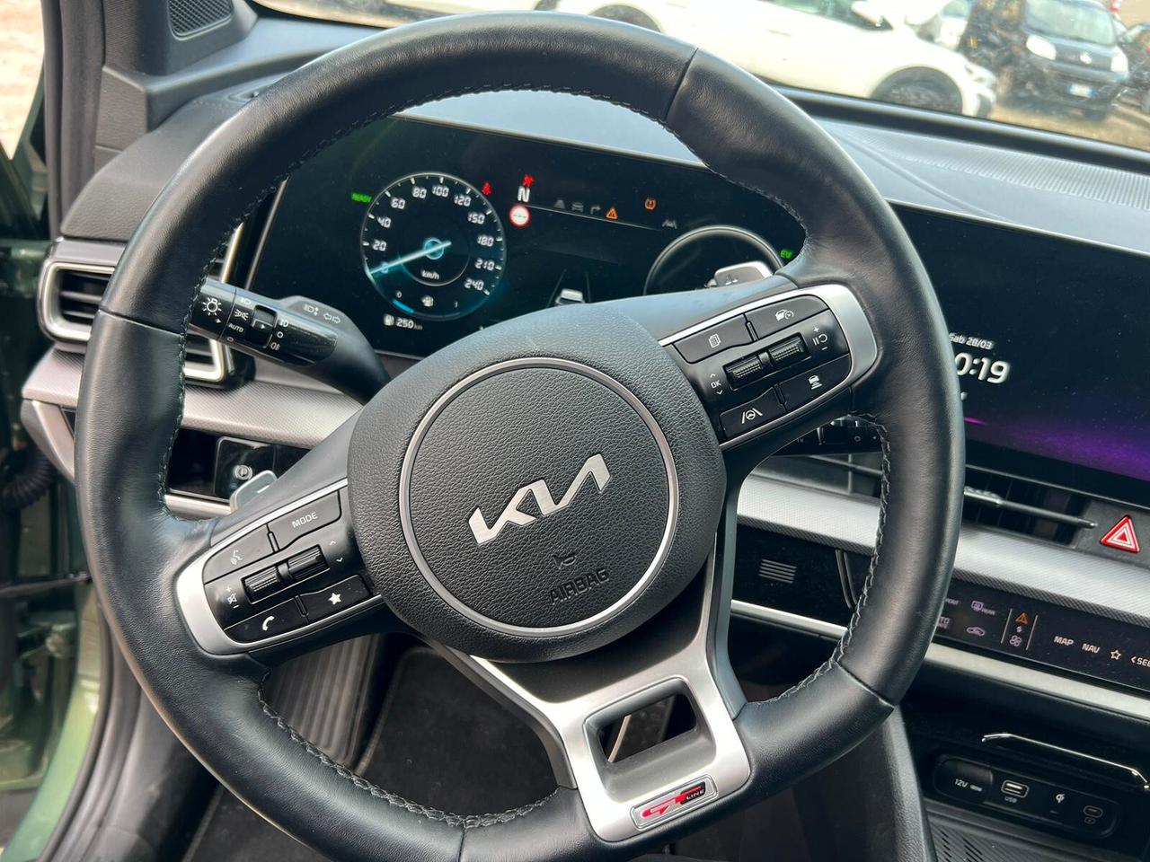 Kia Sportage 1.6 TGDi HEV AT GT-line Plus