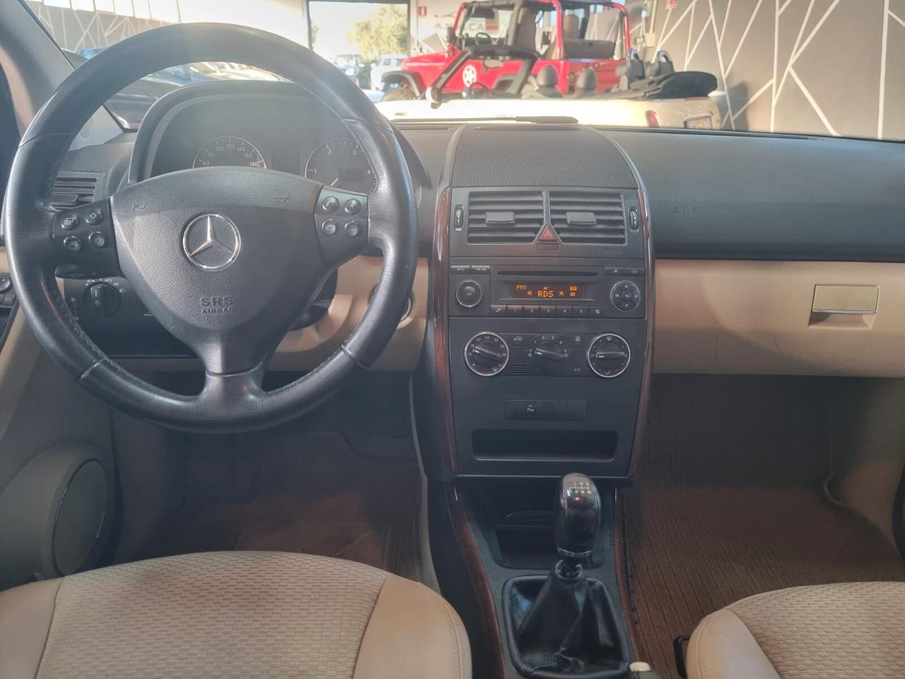 Mercedes-benz A 180 CDI Premium NEOPATENTATI