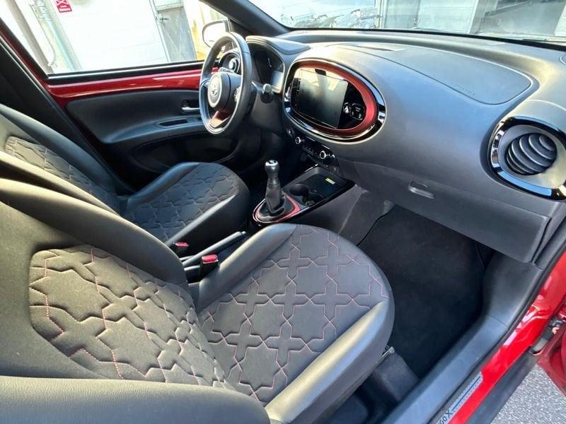 Toyota Aygo X Aygo X 1.0 VVT-i 72 CV 5 porte Lounge