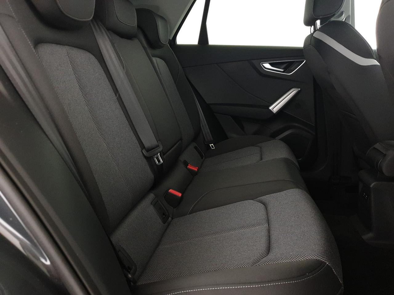 30TFSI 116CV Business Advanced