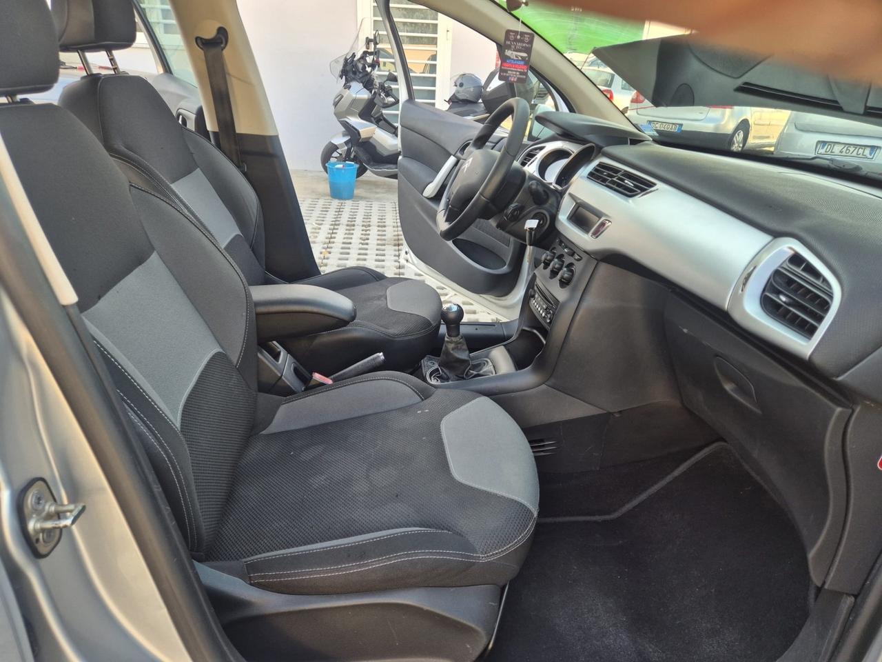 Citroen C3 1.1 Exclusive tetto panoramico