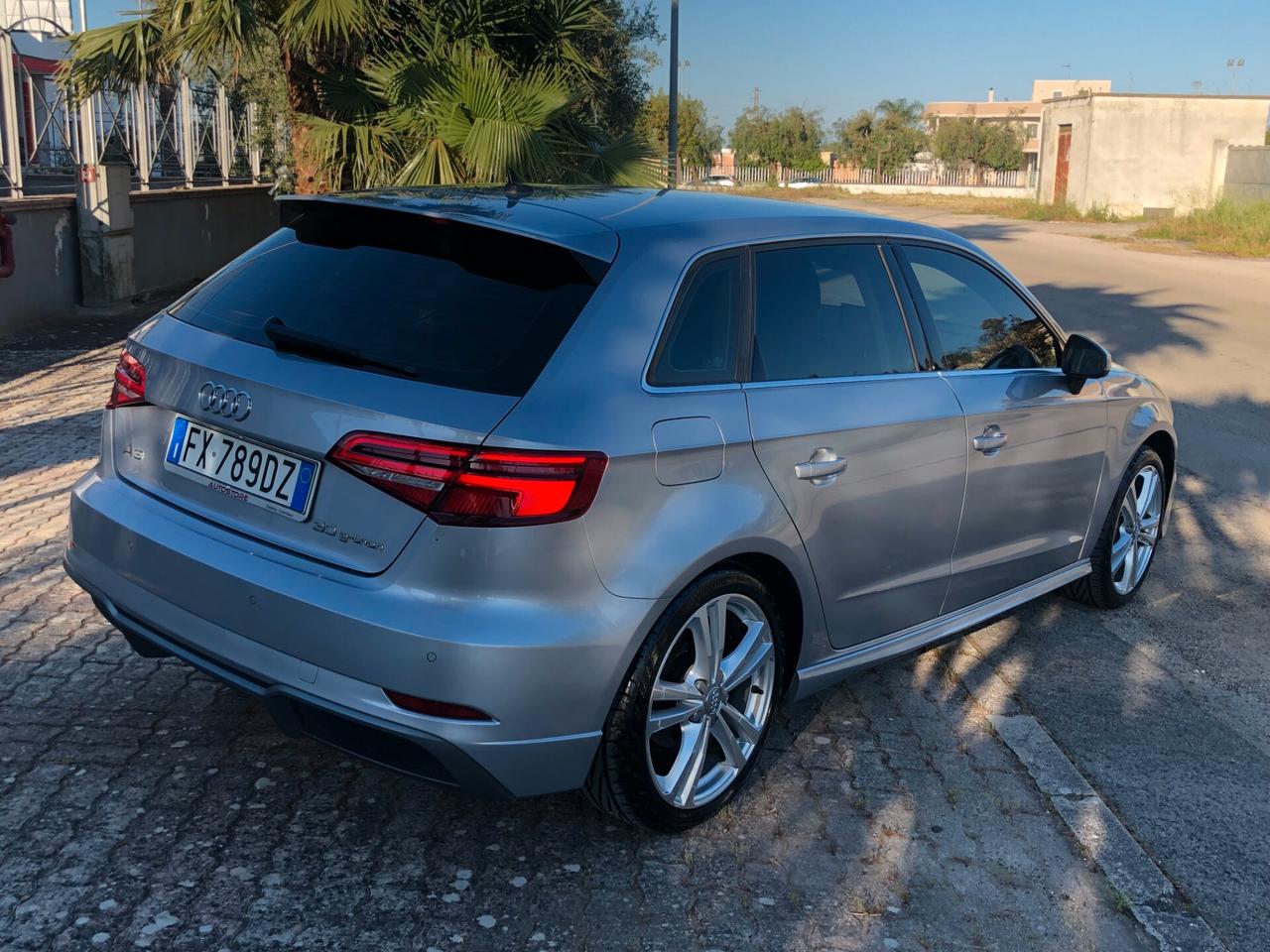 Audi A3 SPB 30 g-tron S tronic Admired