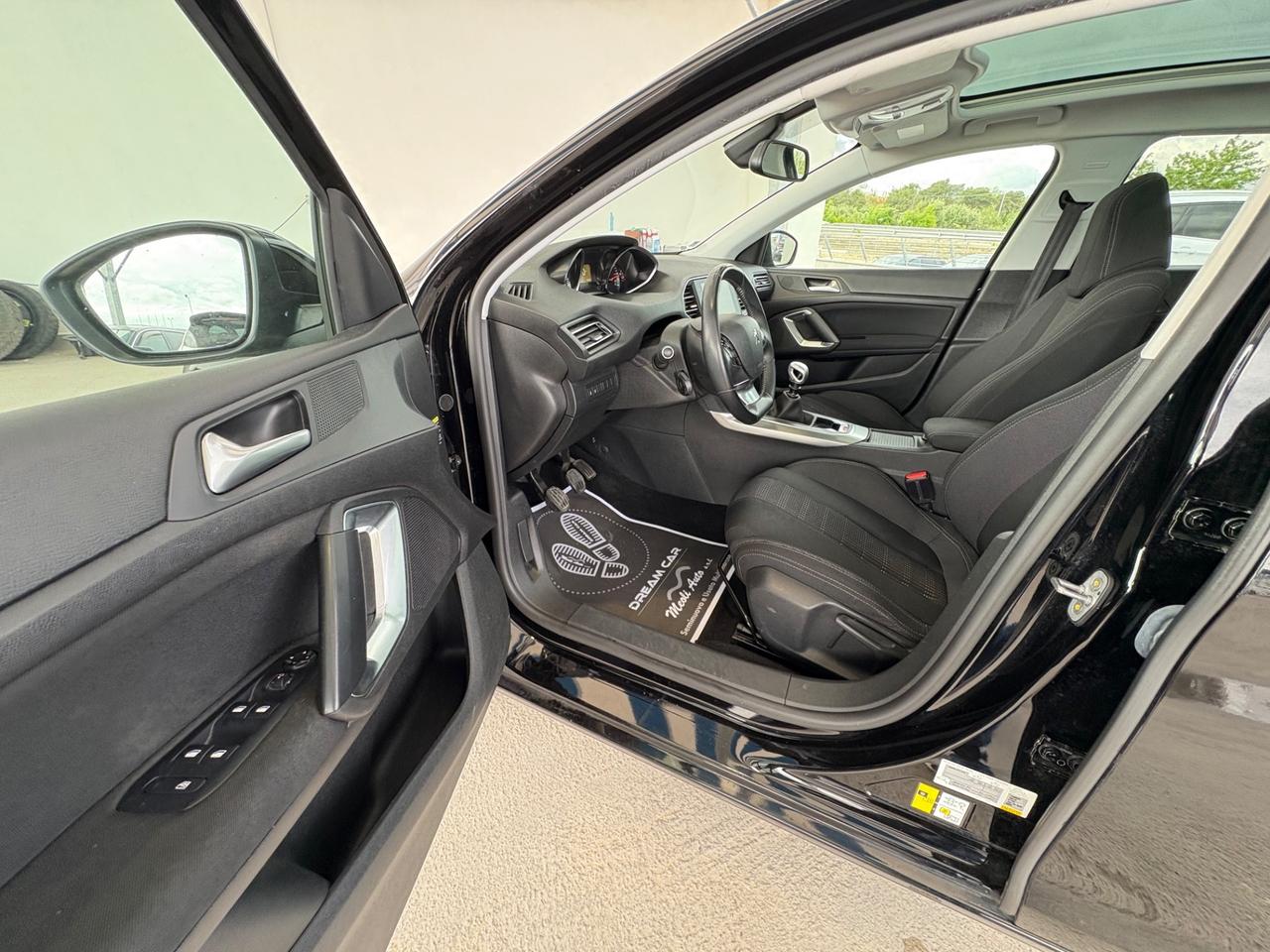 Peugeot 308 BlueHDi 120 S&S Allure TETTO PANORAMICO