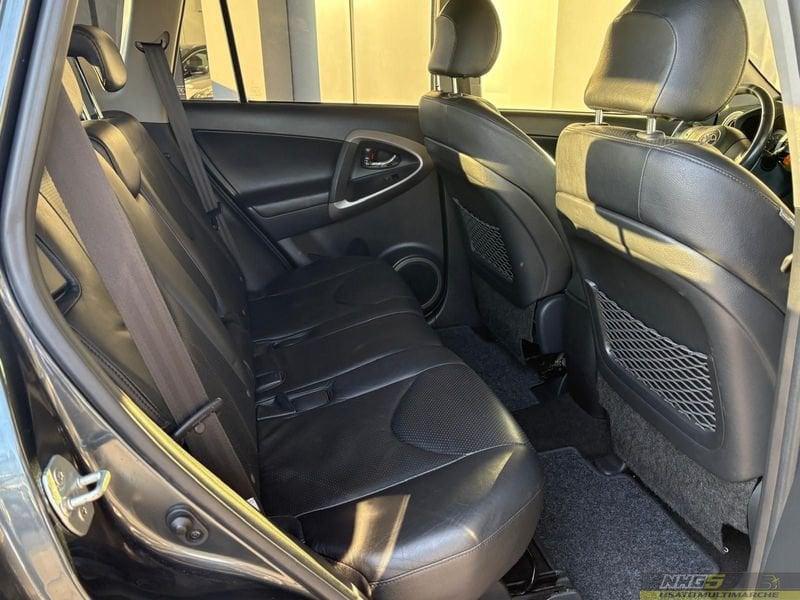 Toyota RAV4 RAV4 2.2 D-4D 177 CV Luxury