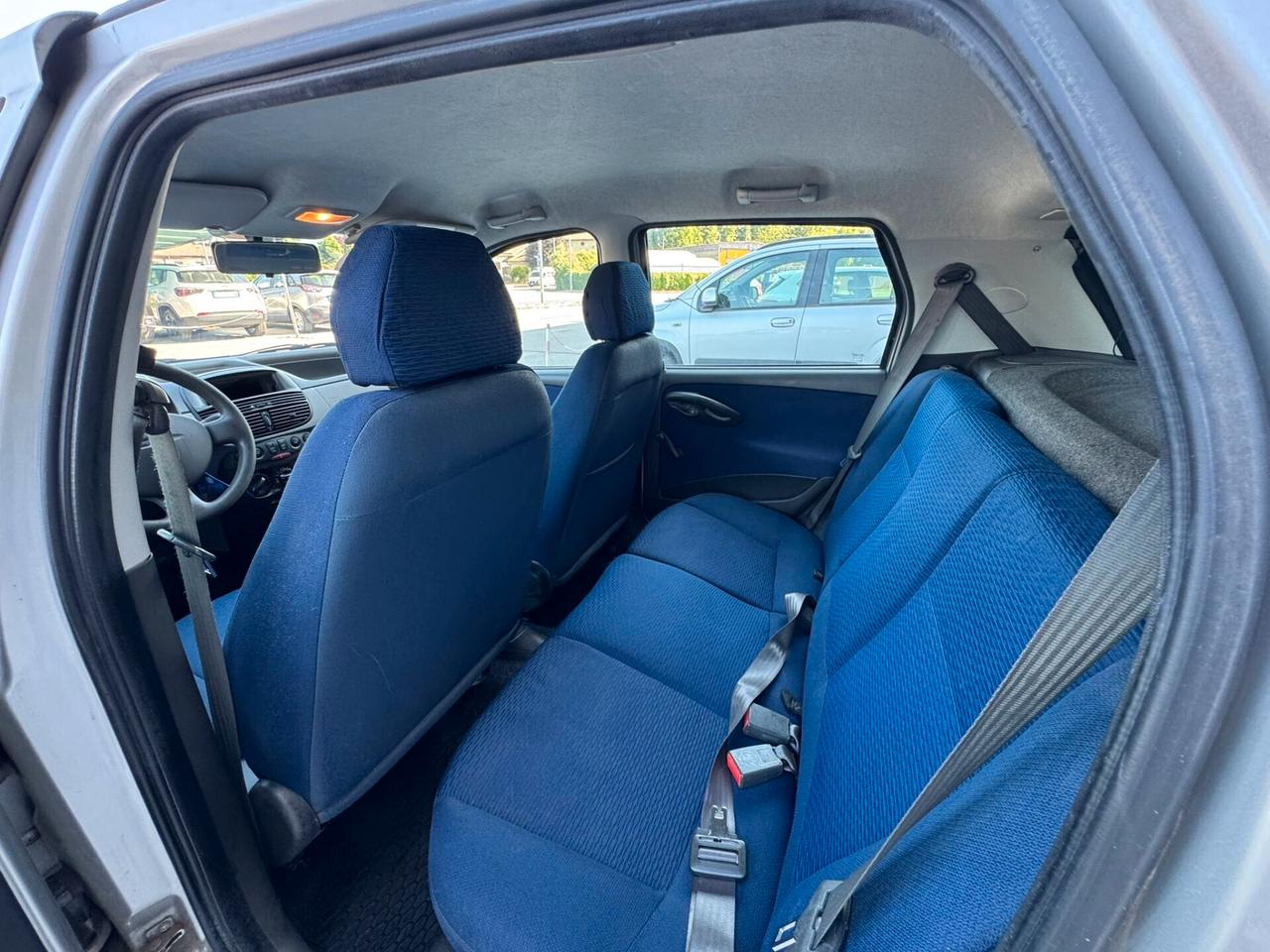 Fiat Punto 1.2i 16V cat 5 porte ELX