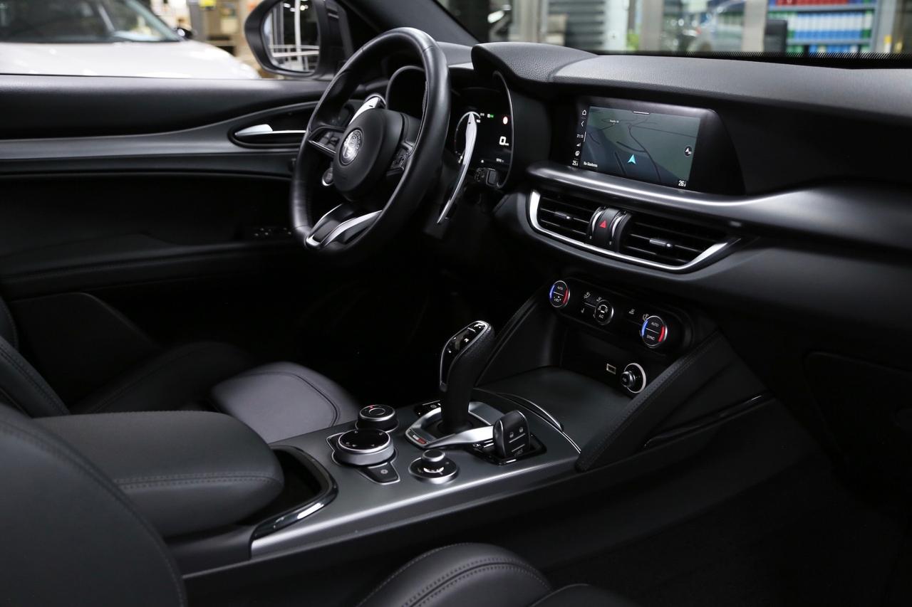 Alfa Romeo Stelvio 2.2 Turbodiesel 210 cv AT8 Q4 Veloce