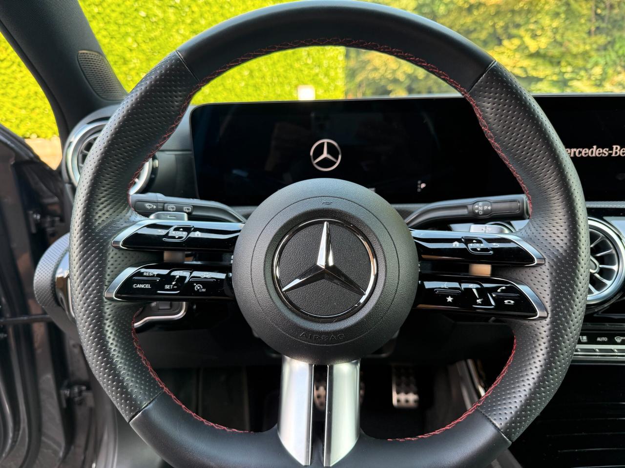 Mercedes-benz A 220 AMG Line Premium 4matic / Hybrid auto