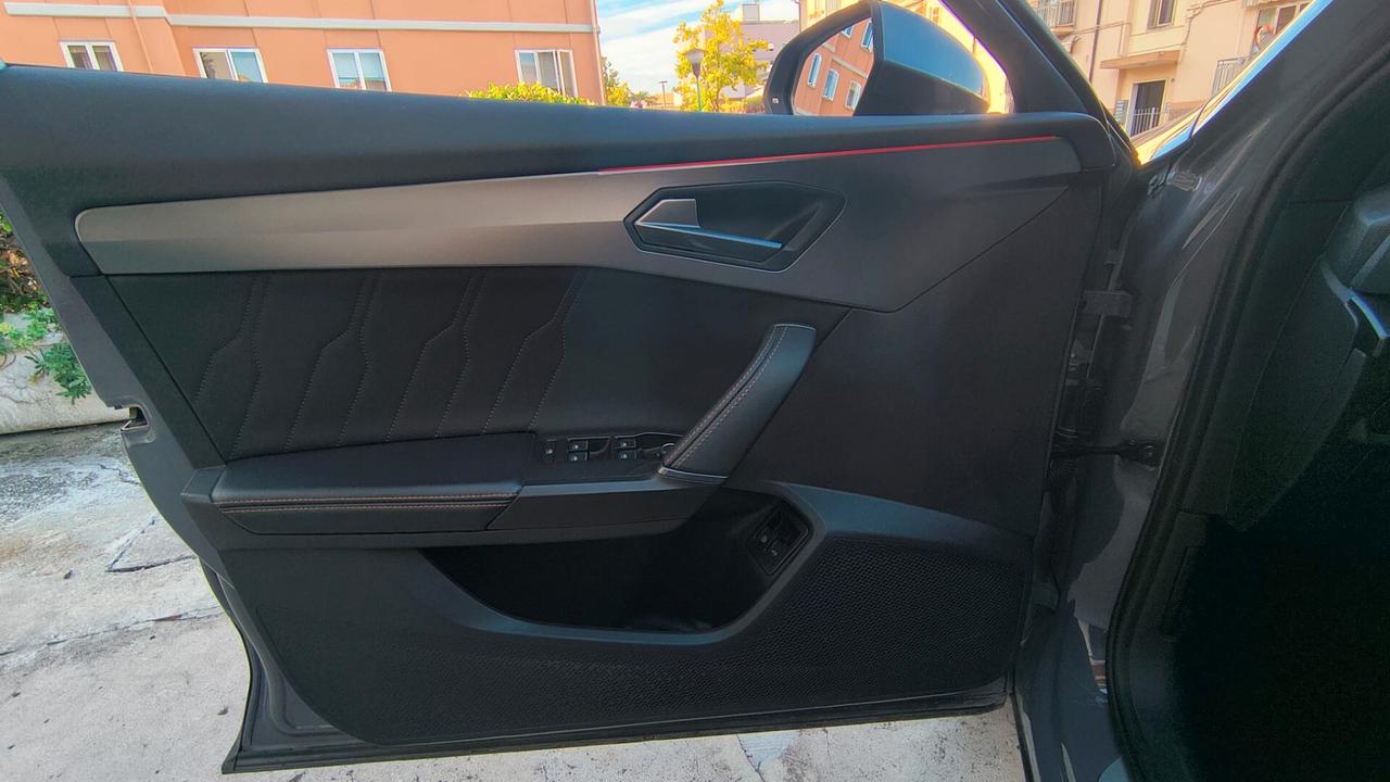 Cupra Formentor 1.4 E-HYBRID DSG 204cv