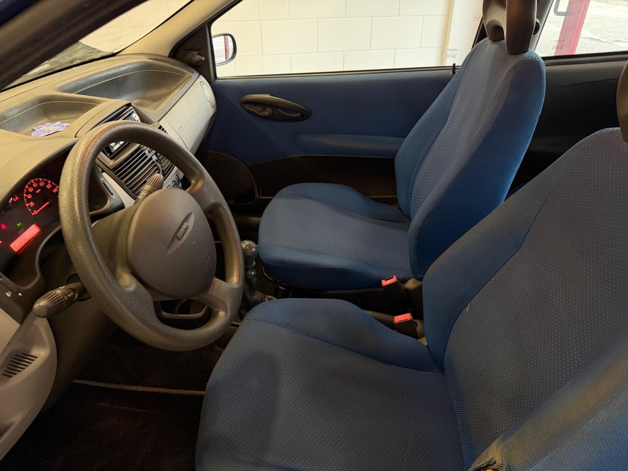Fiat Punto 1.2i cat 3 porte SX