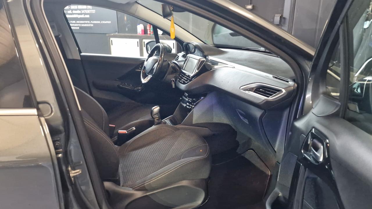 Peugeot 208 BlueHDi 75 5 porte Allure