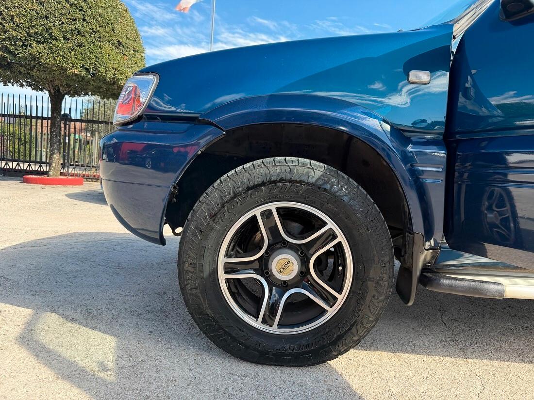 Nissan Terrano II 2.7 Tdi 3 porte Luxury 4X4