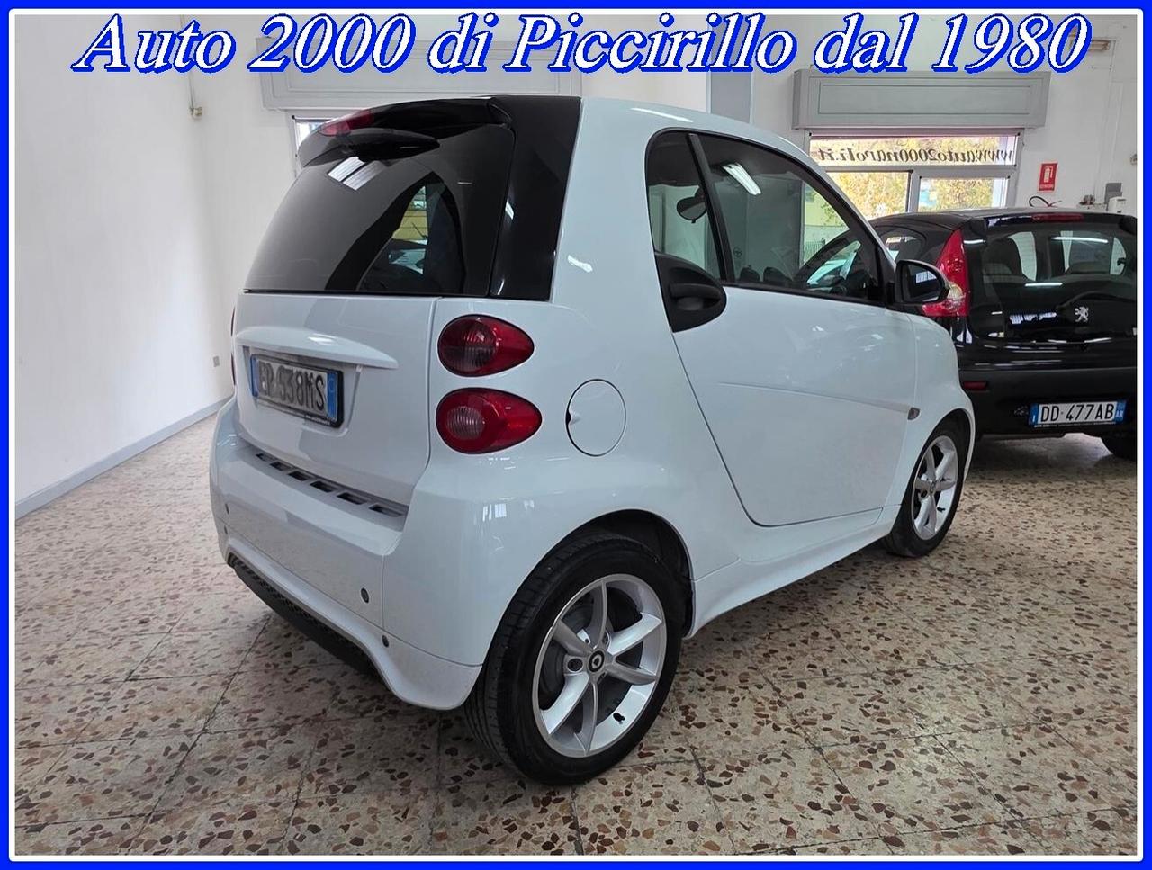 Smart ForTwo 1.0 White Edition con Servosterzo