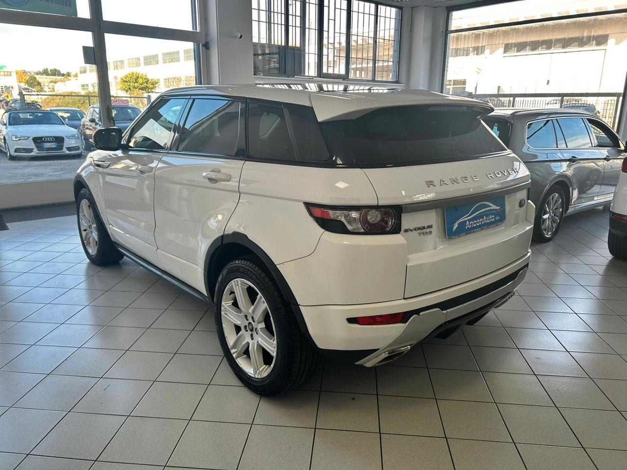 LAND ROVER RR EVOQUE 2.2 TD4 2013