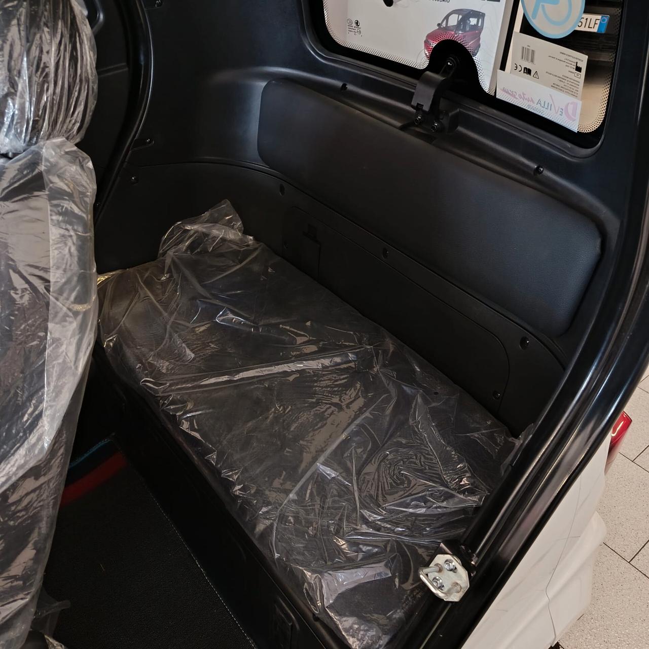 SGOMMINA XL - CABINATO ELETTRICO SENZA PATENTE