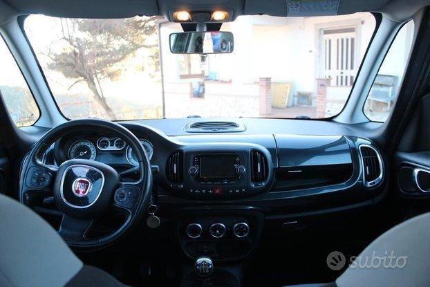 FIAT 500L 1.3 Autocarro iva esposta - 2013