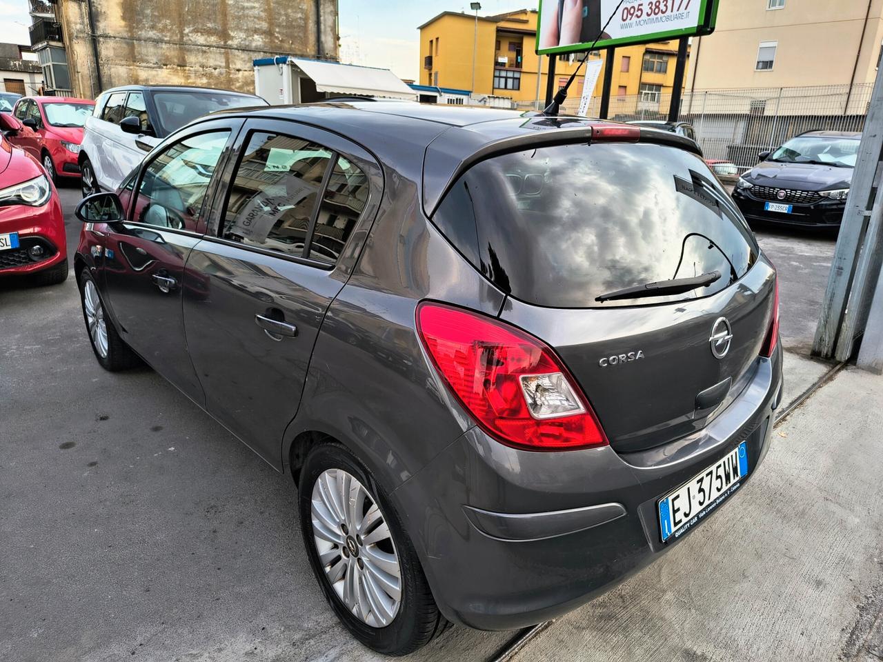 OPEL CORSA 1.2 BENZINA 140.000 KM 2011