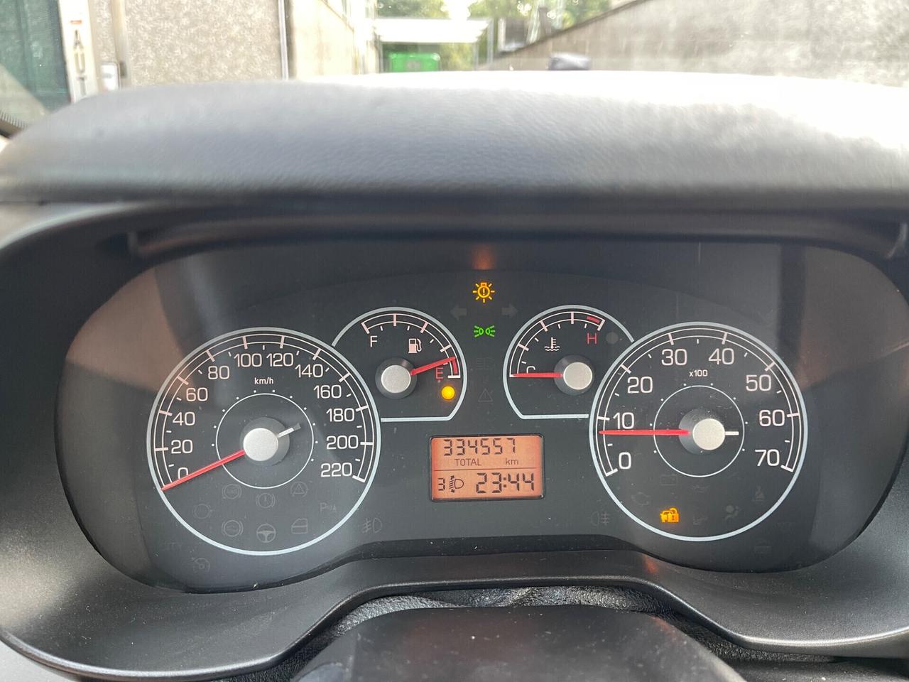 FIAT GRANDE PUNTO 1.3 MTJ NEOPATENTATI