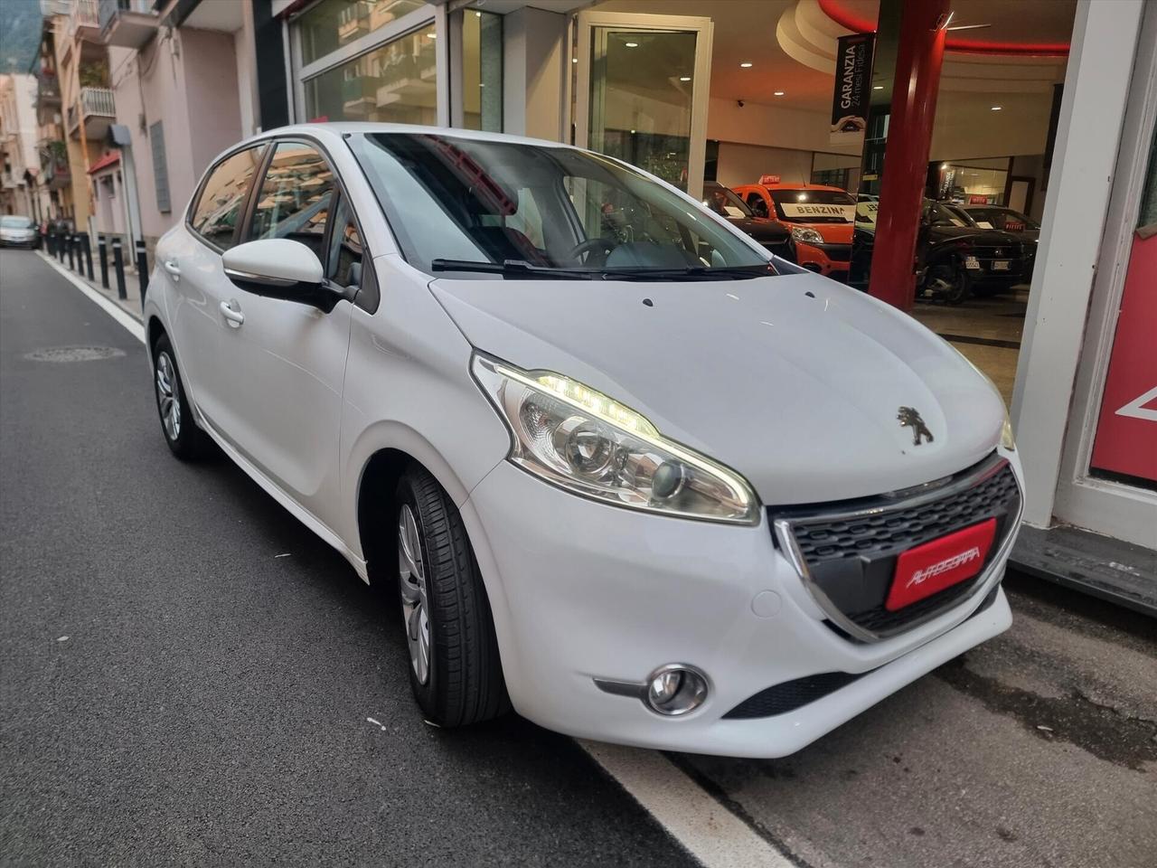 Peugeot 208 PureTech 68 5 porte Access 1.0 BENZ