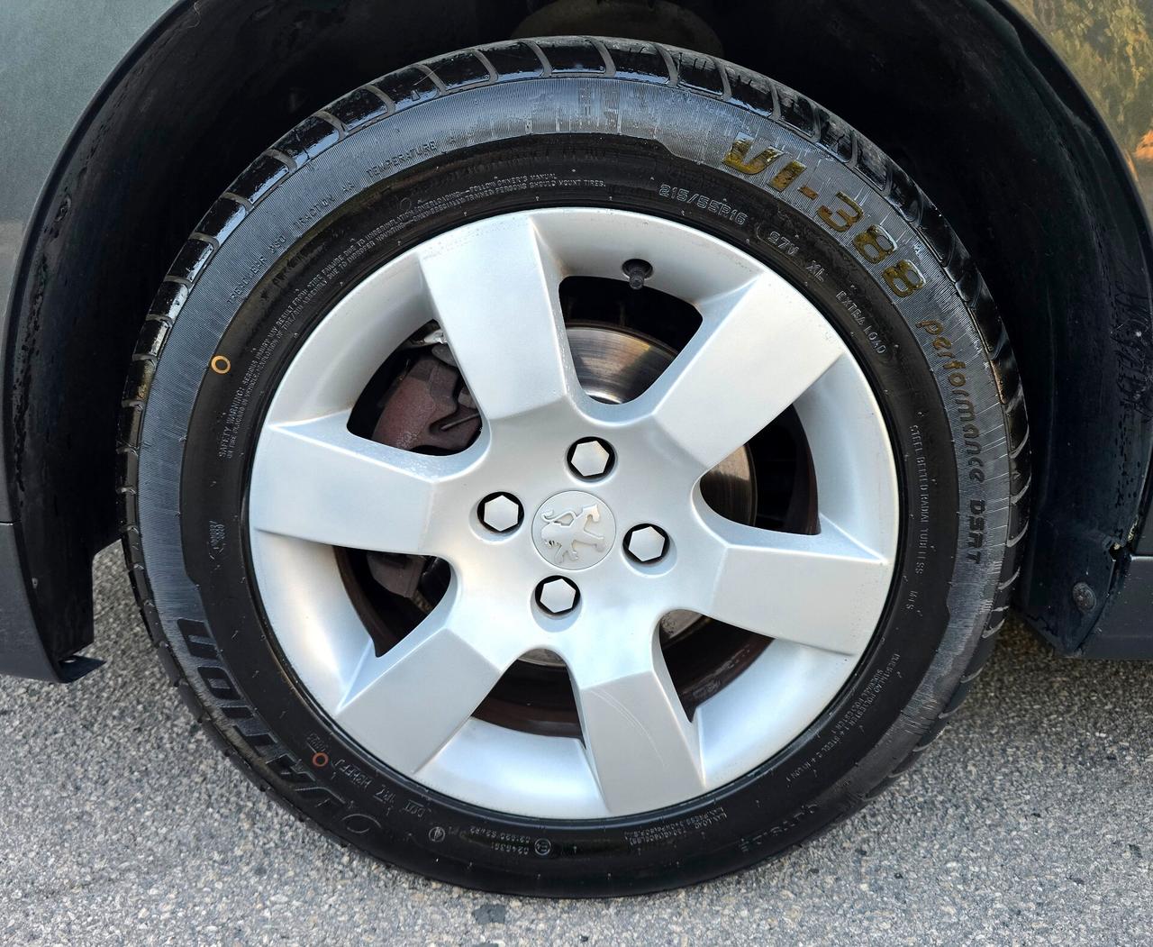 PEUGEOT 5008 TECNO 1.6 HDI 2012 NUOVISSIMA