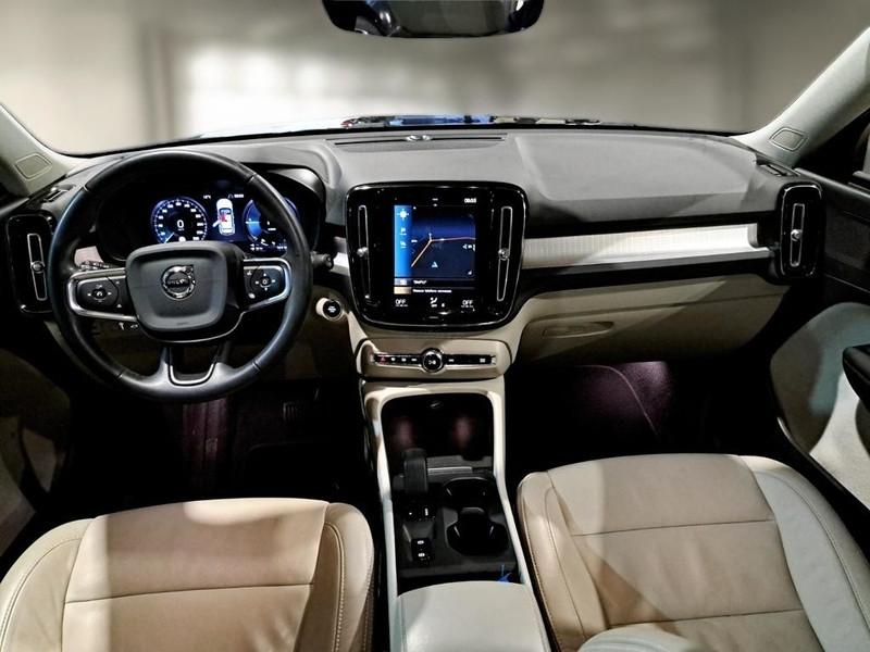 VOLVO XC40 T5 PLUG-IN HYBRID AUTO RECH INSCRIP EXPR 5 PORTE SUV