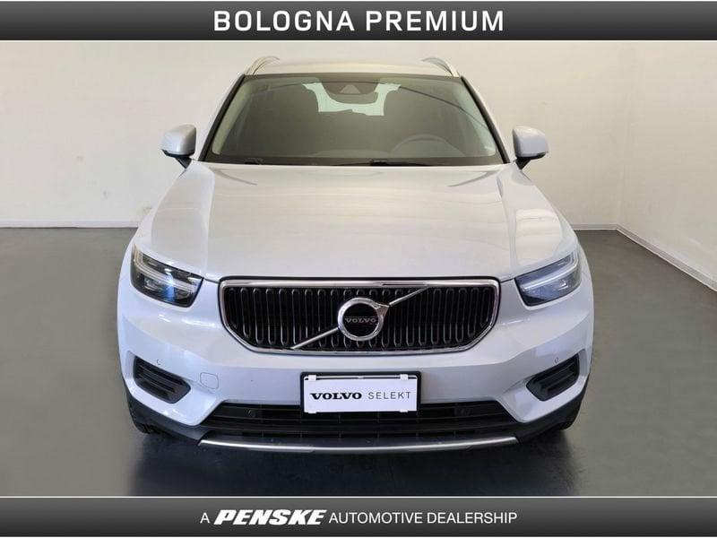 Volvo XC40 T2 Momentum Core