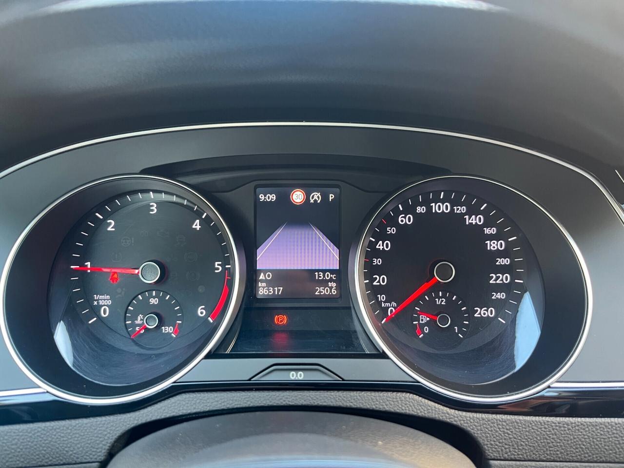 Volkswagen Passat Variant 2.0 TDI SCR EVO DSG Business**KM 86252**