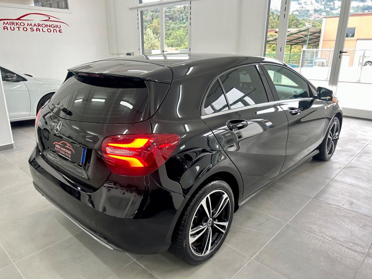 Mercedes-benz CLASSE A 180 d Sport finanziabile