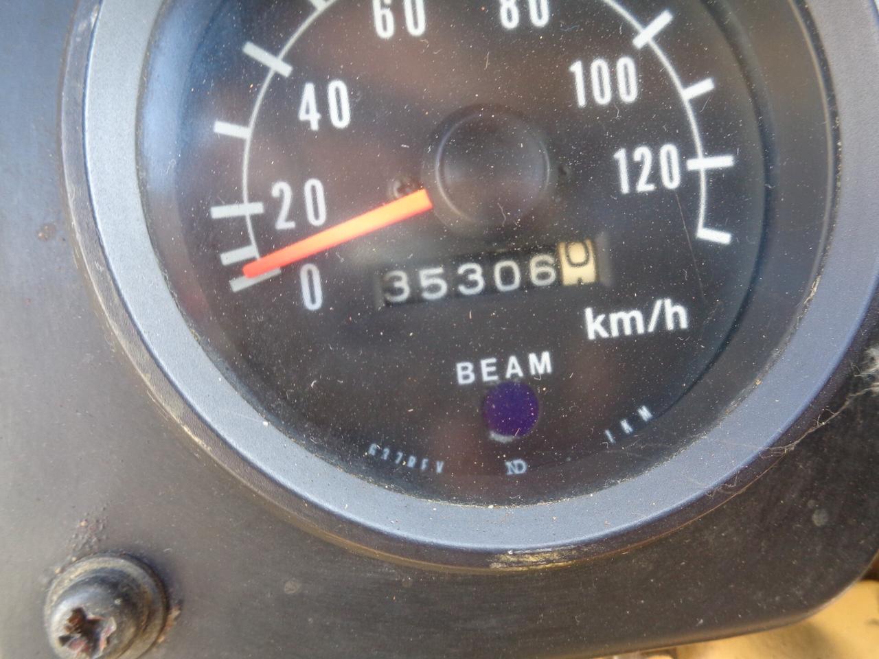 Daihatsu Taft F20 1.6
