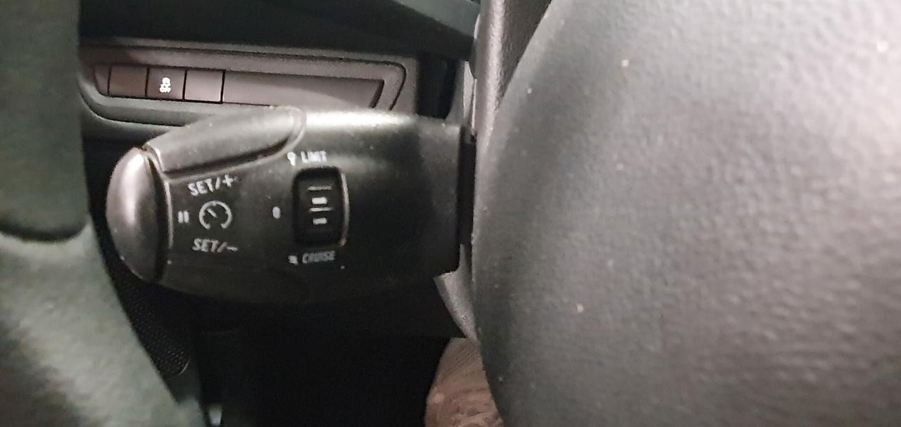 Peugeot 208 HDi 75cv Active