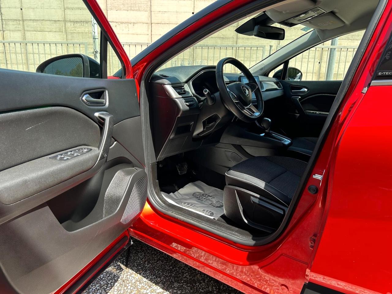 Renault Captur Full Hybrid E-Tech 145 CV Initiale Paris
