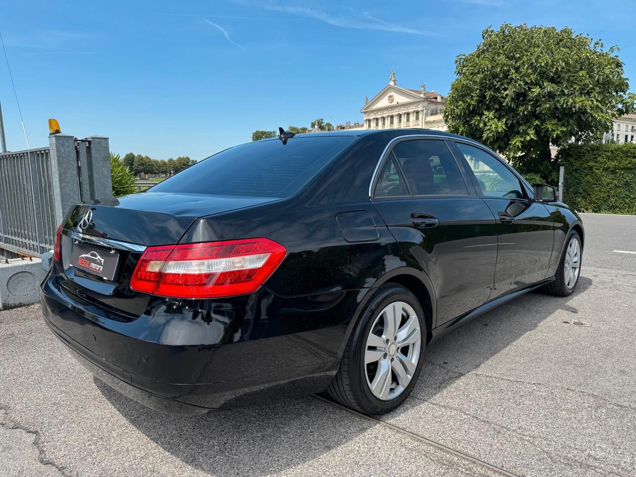 Mercedes-benz E 200 CDI BlueEfficiency Executive