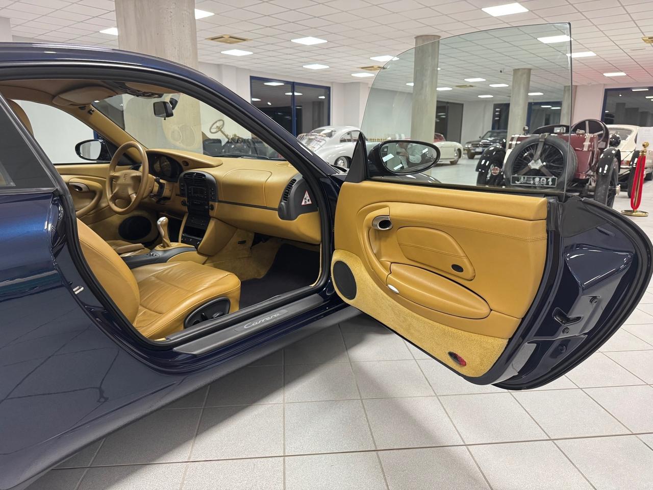 Porsche 996 Carrera