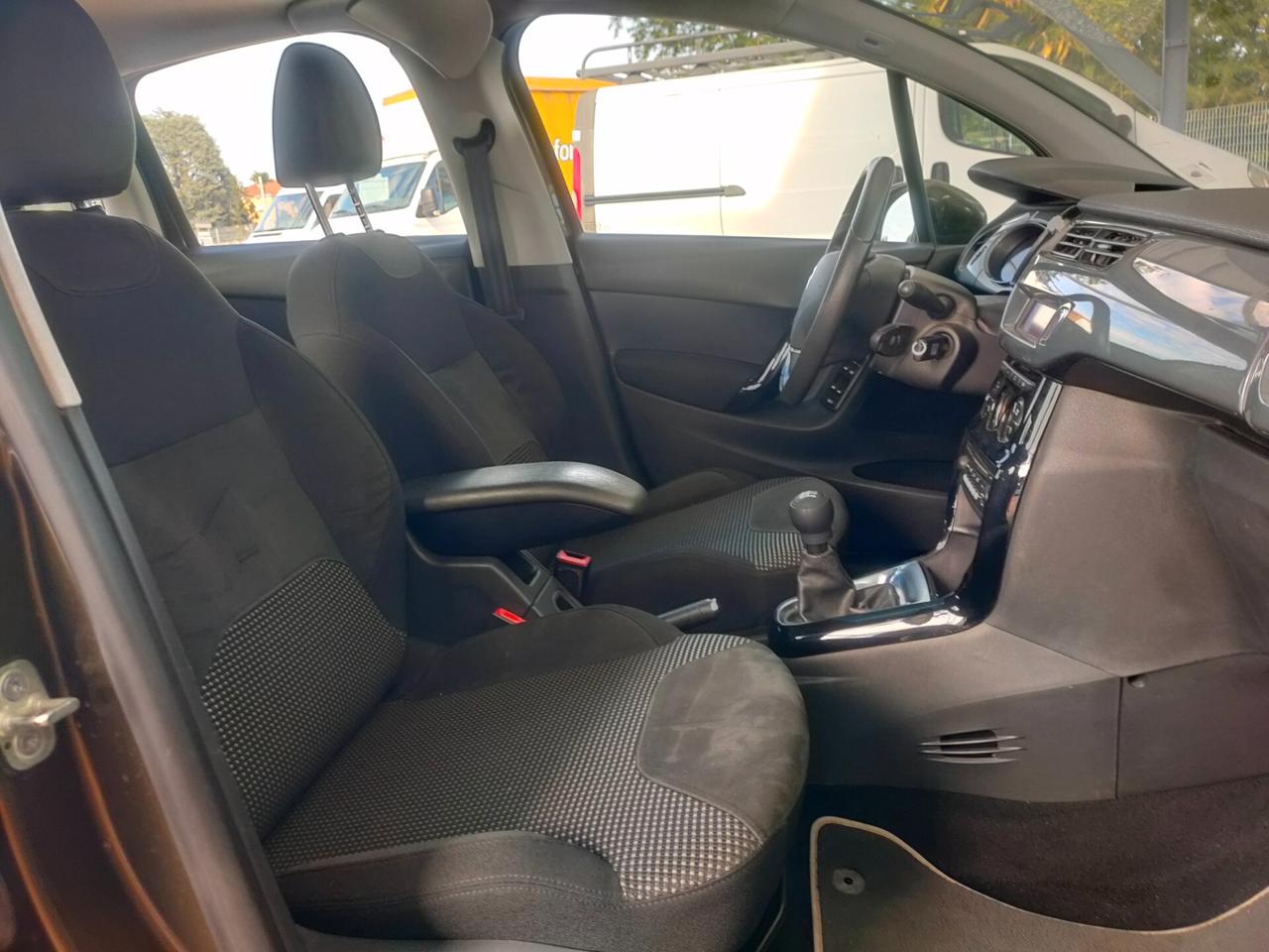 Citroen C3 1.4 HDi 70 Exclusive NEOPATENTATI